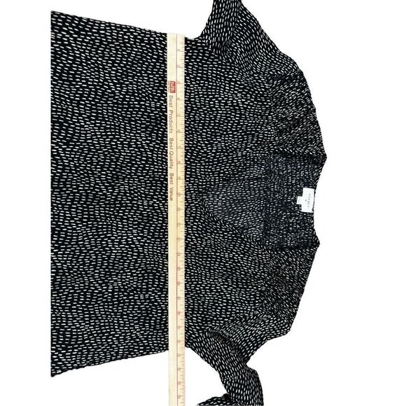 Anthropologie Everly Smocked shoulder black/tan dot v-neck l/sleeve blouse Small - Picture 4 of 7